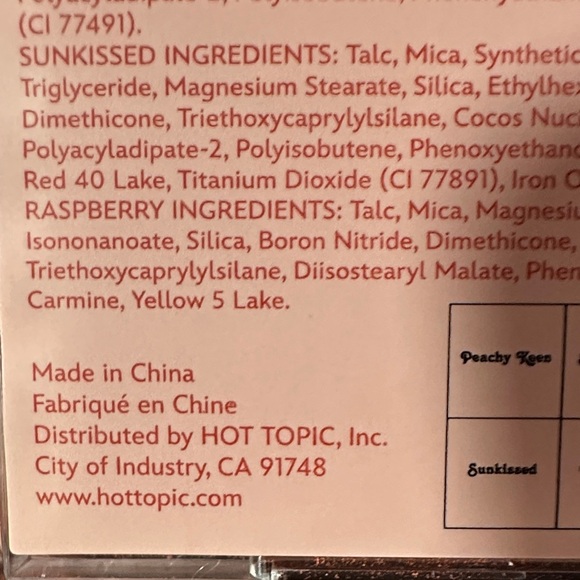 5/$50 🍁 Hot Topic Strawberry Shortcake Eyeshadow Palette - Coral and Brown - Picture 2 of 5